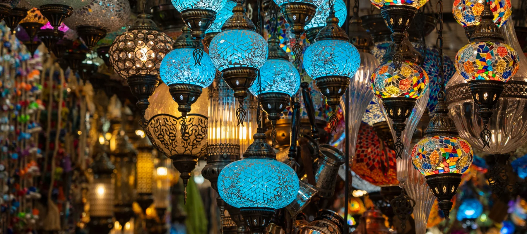 بازار قيصرية ، أصفهان: لمحة إلى قرون